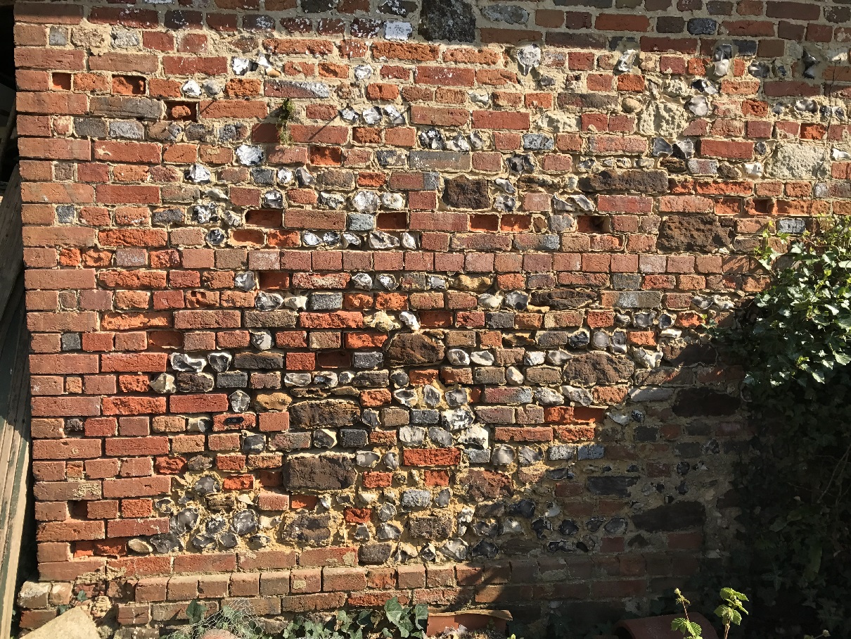 Brick and flint in a poor condition